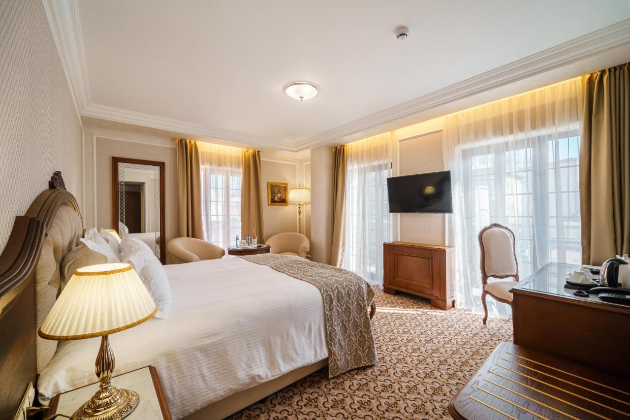 Residence City Garden - Certificate Of Excellence Top 10 Best Five-Stars City Hotels For 2024 Awarded By Htif プロヴディフ エクステリア 写真