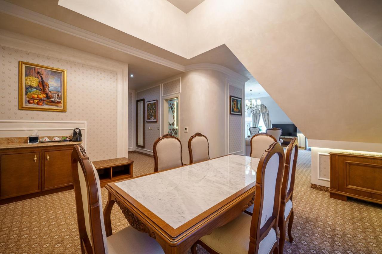 Residence City Garden - Certificate Of Excellence Top 10 Best Five-Stars City Hotels For 2024 Awarded By Htif プロヴディフ エクステリア 写真