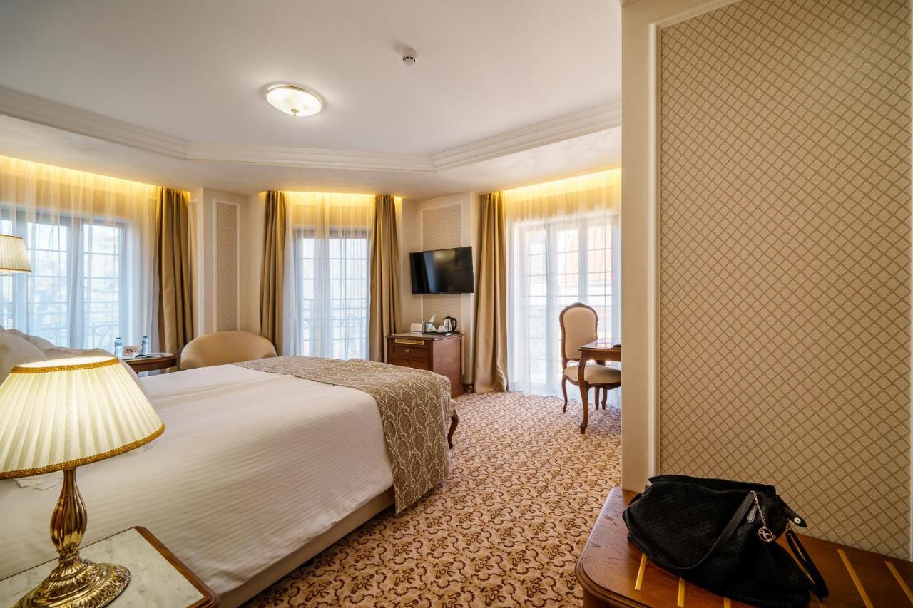 Residence City Garden - Certificate Of Excellence Top 10 Best Five-Stars City Hotels For 2024 Awarded By Htif プロヴディフ エクステリア 写真