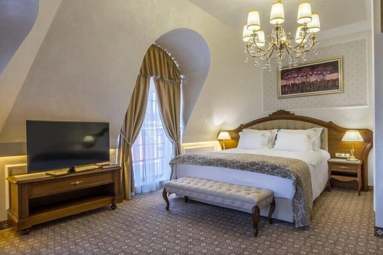 Residence City Garden - Certificate Of Excellence Top 10 Best Five-Stars City Hotels For 2024 Awarded By Htif プロヴディフ エクステリア 写真