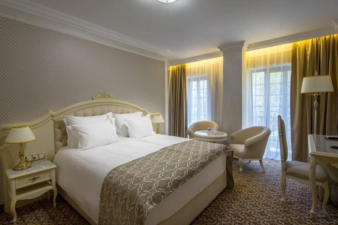 Residence City Garden - Certificate Of Excellence Top 10 Best Five-Stars City Hotels For 2024 Awarded By Htif プロヴディフ エクステリア 写真