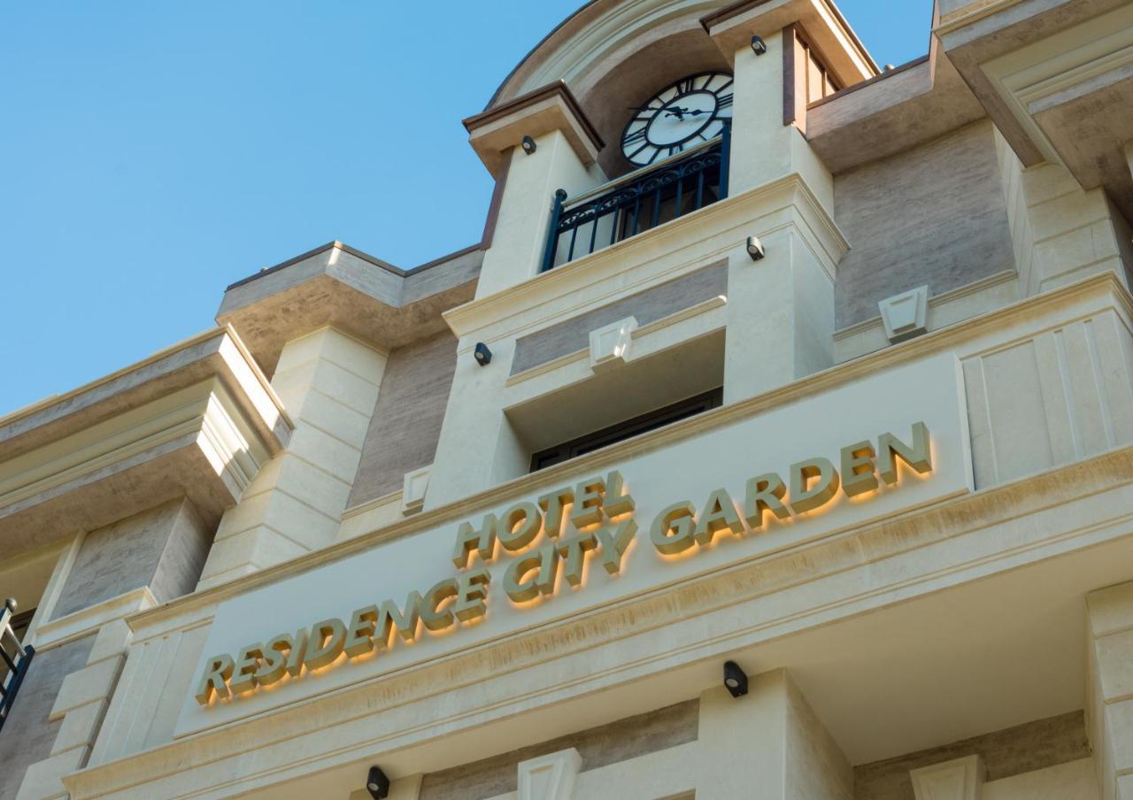 Residence City Garden - Certificate Of Excellence Top 10 Best Five-Stars City Hotels For 2024 Awarded By Htif プロヴディフ エクステリア 写真