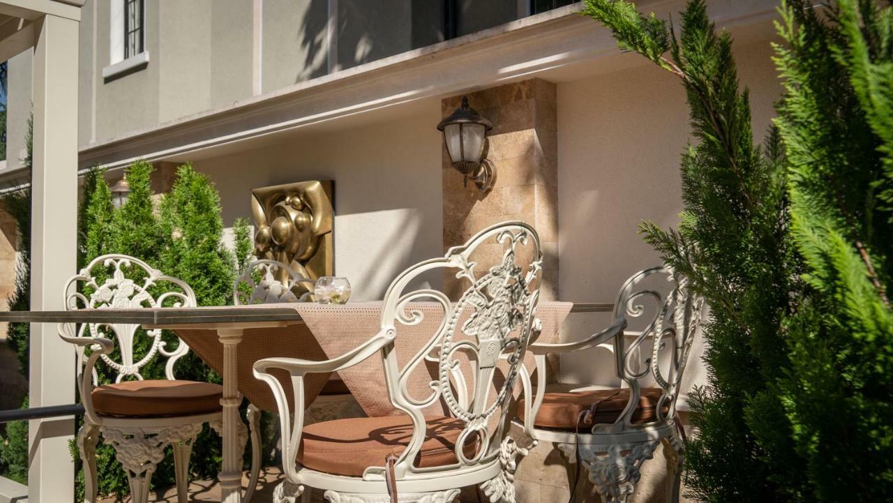 Residence City Garden - Certificate Of Excellence Top 10 Best Five-Stars City Hotels For 2024 Awarded By Htif プロヴディフ エクステリア 写真